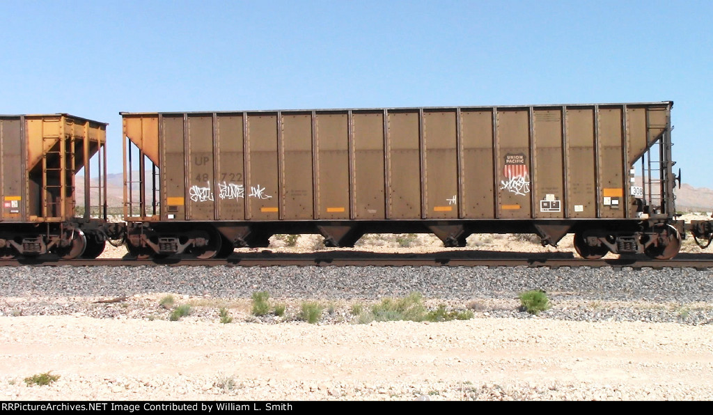 EB Unit Empty Hooper Car Frt at Erie NV -46